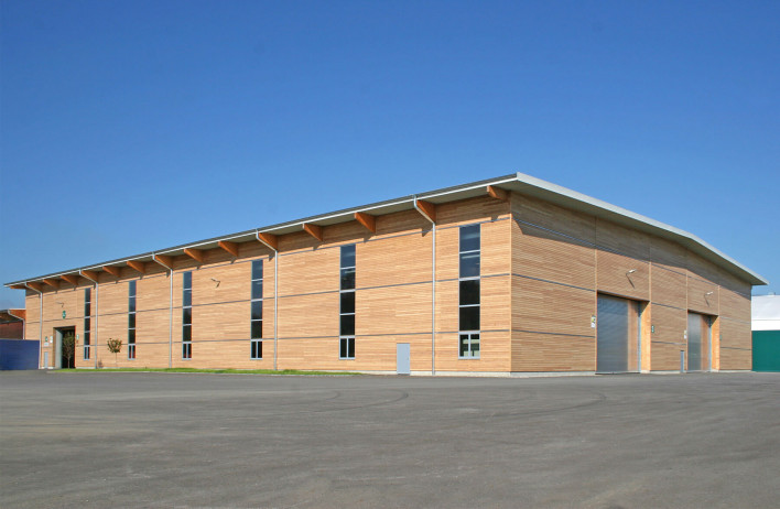 Bâtiments de fabrication avec bureaux 